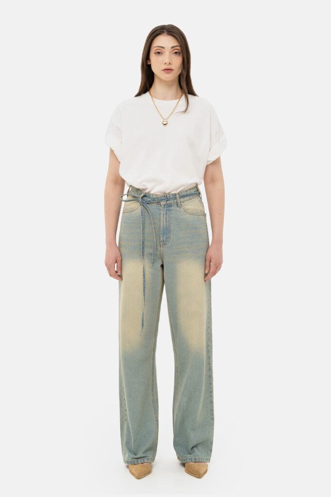 Wide Vintage Jeans